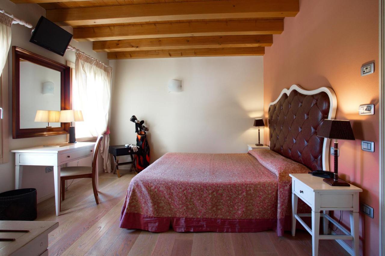 Hotel Азоло Экстерьер фото