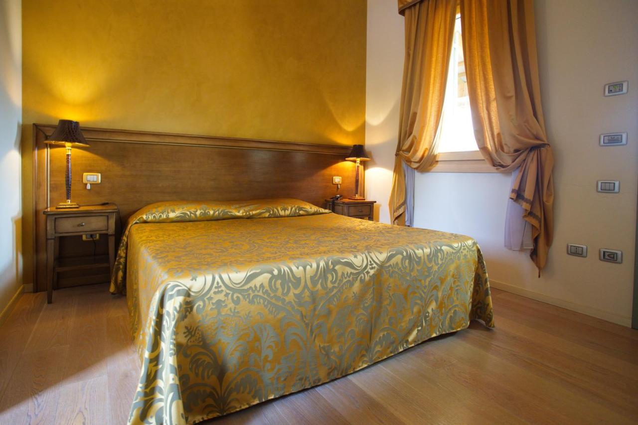 Hotel Азоло Экстерьер фото